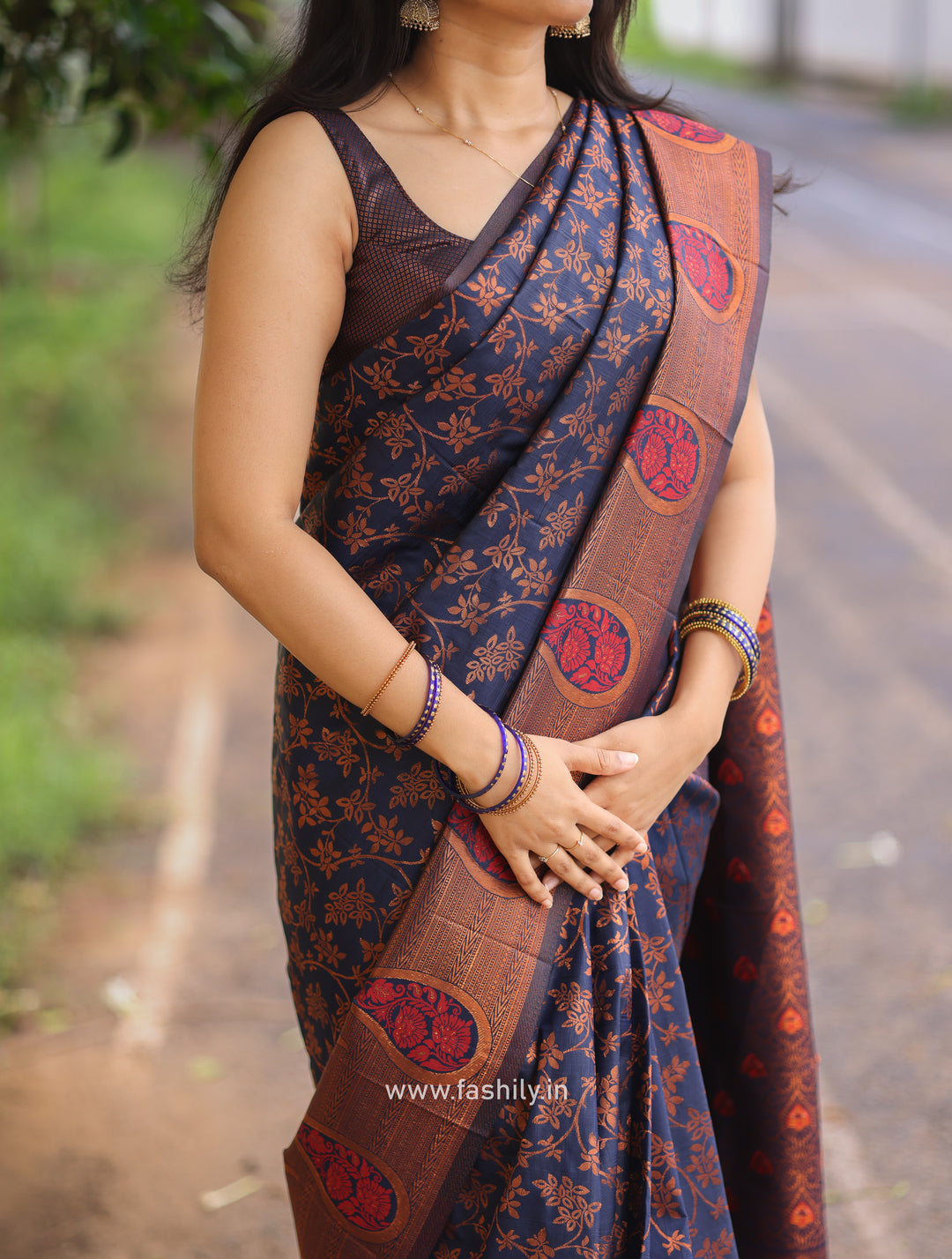Fashily Elegant Navy Blue Saree with Jari Work and Red Meena Highlights