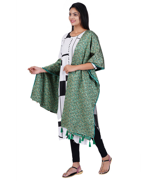 Women's Jacquard Floral Design Dupatta with Tassel Work - Green